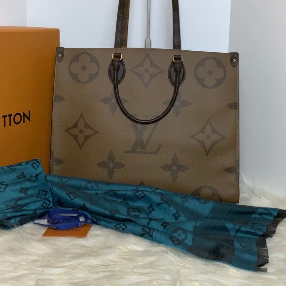 NWT Louis Vuitton ONTHEGO GM Tote Shoulder Bag Giant Monogram Brown + Extras ! - Picture 2 of 15